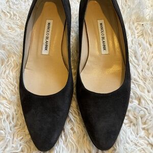 Manolo Blahnik Grey Suede Small Heel - Size 37
